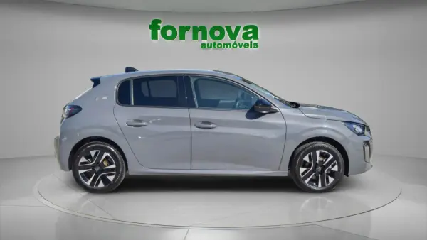 Peugeot e-208 50 kWh Allure 7