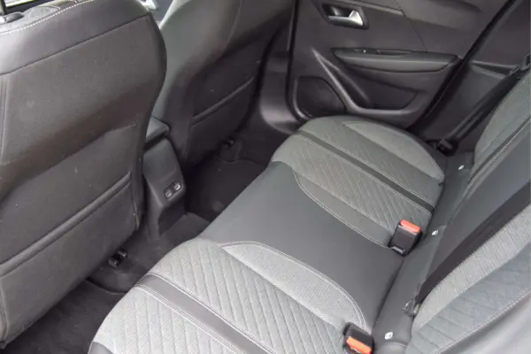 Peugeot 208 1.2 Hybrid Allure e-DCS6 25