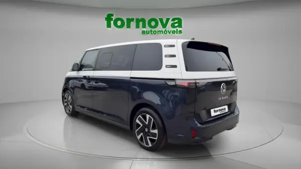Volkswagen ID.Buzz 91 kWh Pro 4