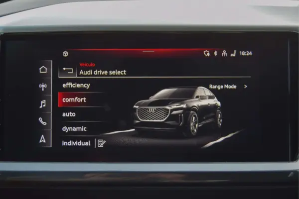 Audi Q4 Sportback e-tron 45 82 kWh SE S-Line Plus 26