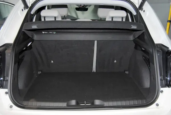 Fiat 600 1.2 Hybrid La Prima 44