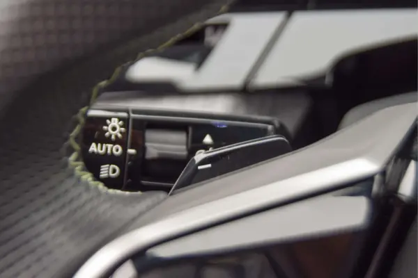 Peugeot E-3008 73 kWh GT 44