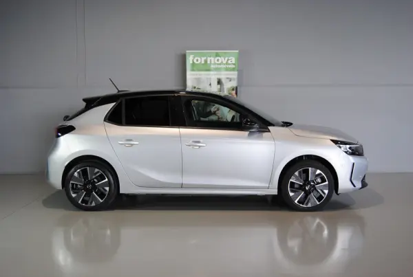 Opel Corsa-e e-GS 5