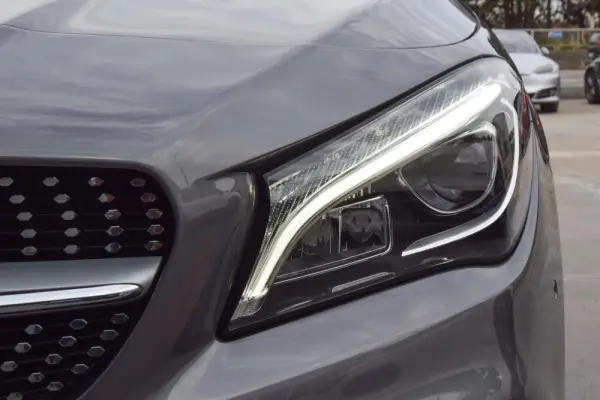 Mercedes-Benz CLA 180 d Shooting Brake AMG Line 30