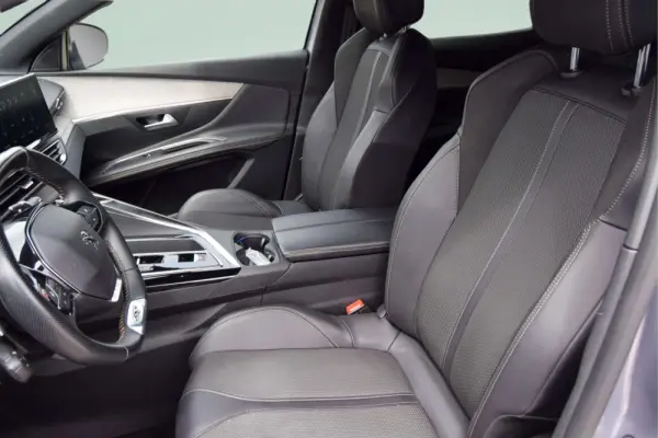 Peugeot 3008 1.6 Hybrid GT e-EAT8 29