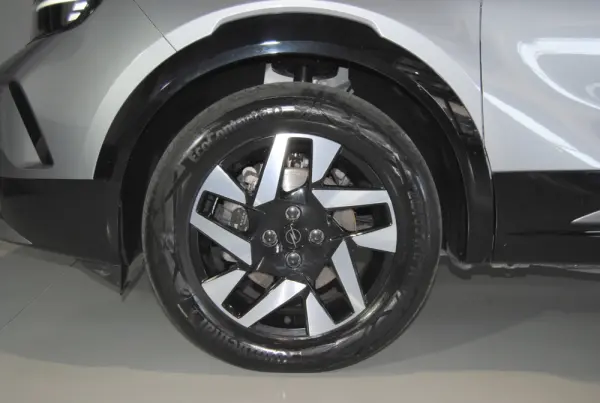 Opel Mokka 1.2 Hybrid GS eDCT 10