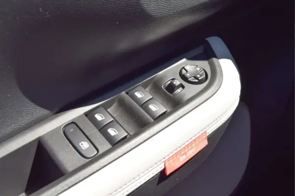 Citroen e-C3 44 kWh Autonomia Conforto Max 20