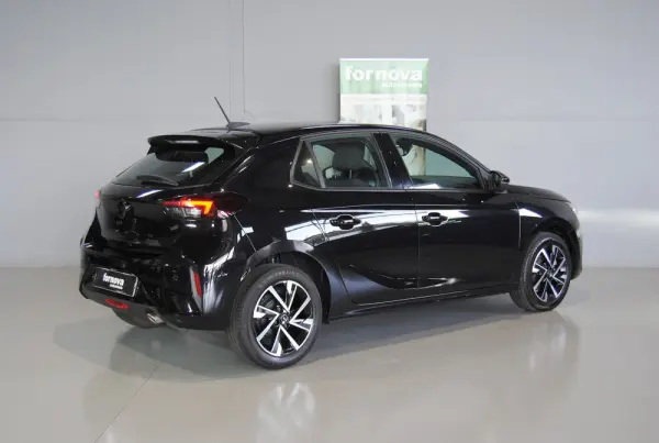 Opel Corsa 1.2 T GS 6