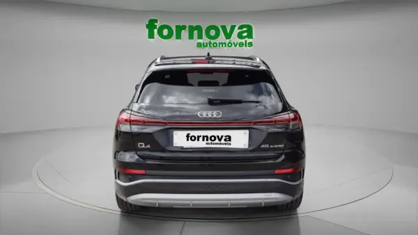 Audi Q4 e-tron 45 82 kWh SE S-Line Plus 5