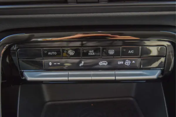 Citroen C3 1.2 Hybrid Max e-DSC6 23