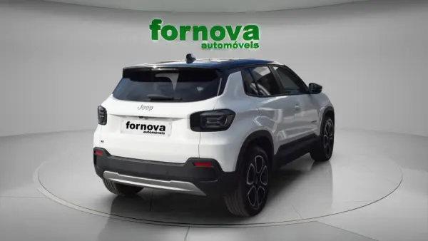 Jeep Avenger 54 kWh Summit 5
