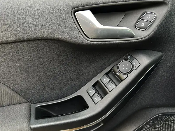 Ford Fiesta 1.0 EcoBoost ST-Line 21