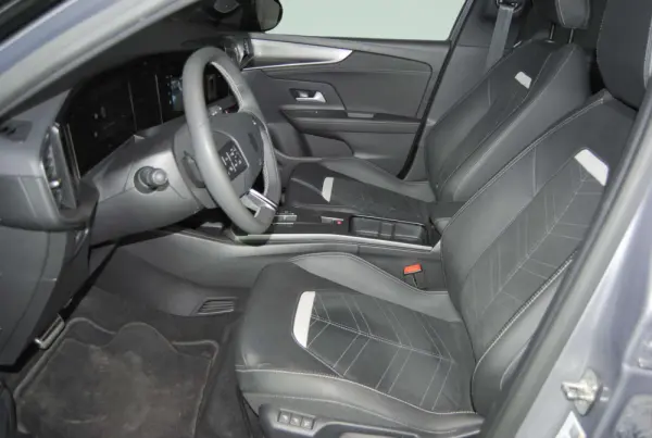 Opel Mokka 1.2 Hybrid GS eDCT 12