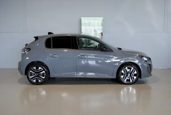 Peugeot 208 1.2 PureTech Allure Pack 5