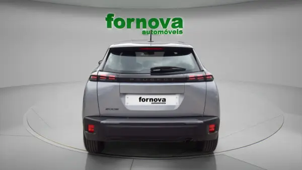 Peugeot 2008 1.2 PureTech Style 5