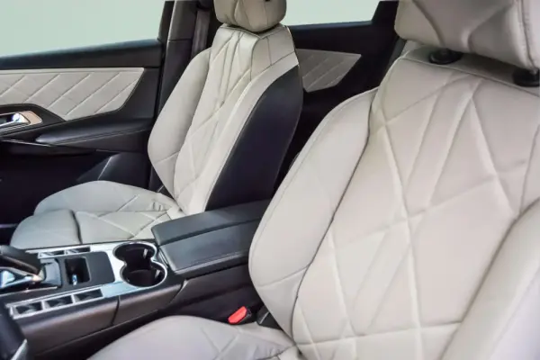 DS DS7 Crossback E-Tense 4x4 Opera 300cv 21