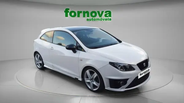 SEAT Ibiza 1.6 TDI Sport DPF 3