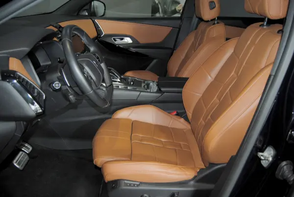 DS DS7 Crossback E- Tense 4x4 Opera 18
