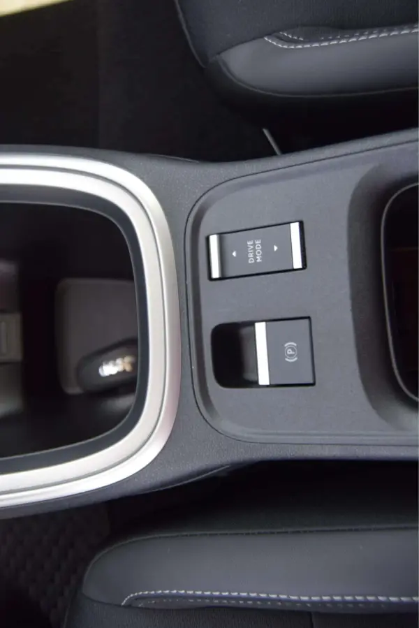 Jeep Avenger 54 kWh Summit 34
