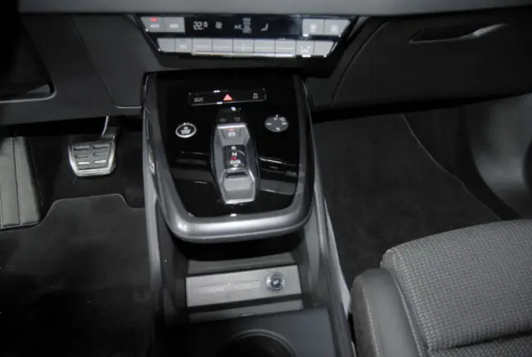 Audi Q4 Sportback e-tron 45 82 kWh SE S-Line Plus 22