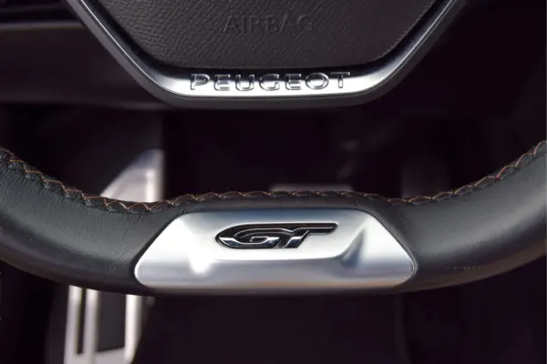 Peugeot 3008 1.6 Hybrid GT e-EAT8 14