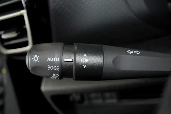 Citroen C4 1.2 Hybrid Collection e-DSC6 29