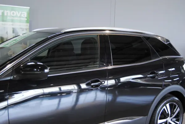 Peugeot 3008 1.6 Hybrid GT e-EAT8 11