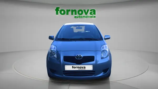 Toyota Yaris 1.0 VVT-i Sol 2