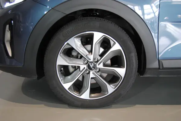Kia Stonic 1.0 T-GDi Drive 11