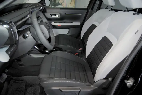 Citroen e-C3 44 kWh Autonomia Conforto Max 18