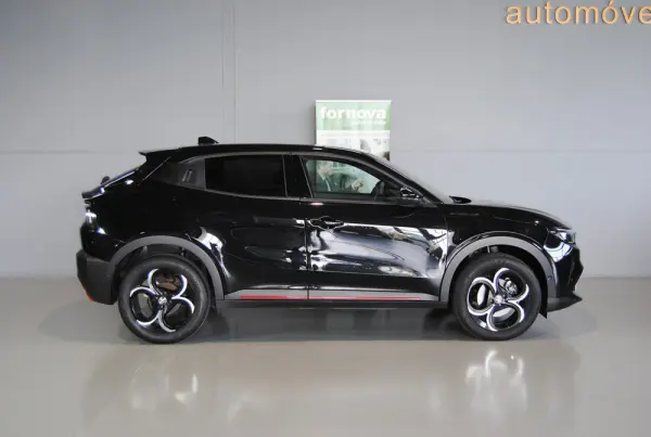 Alfa Romeo Junior 1.2 Speciale eDCT6 5