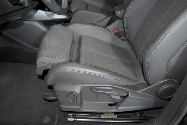 Audi Q4 e-tron 45 82 kWh SE S-Line Plus 22