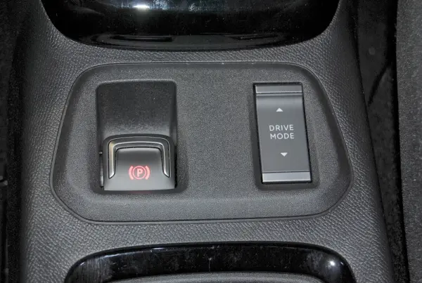 Opel Corsa 1.2 HYBRID GS eDCT 29