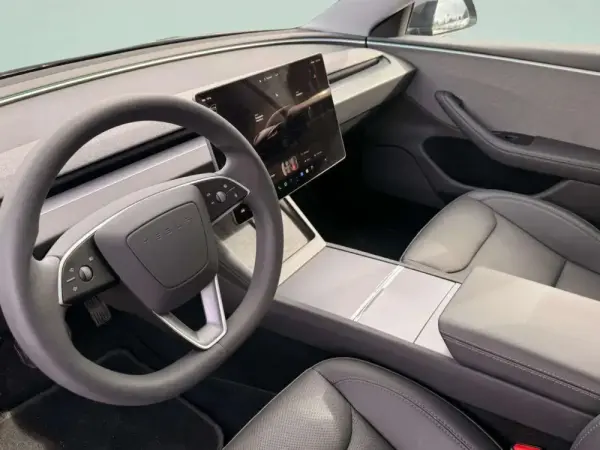 Tesla Model 3 Tração Traseira Premium 9