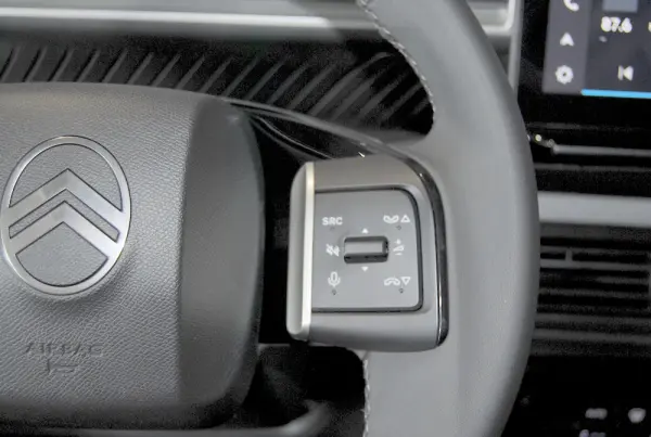 Citroen e-C3 44 kWh Autonomia Conforto Max 27