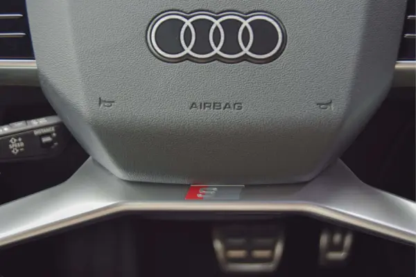Audi Q4 e-tron 45 82 kWh SE S-Line Plus 12