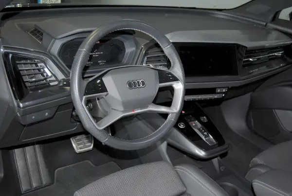 Audi Q4 e-tron 45 82 kWh SE S-Line Plus 15