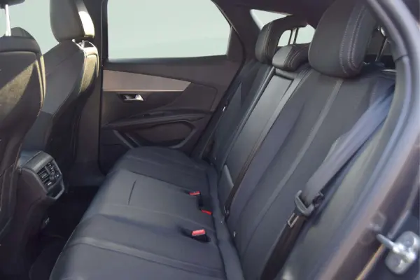 Peugeot 3008 1.6 Hybrid GT e-EAT8 8