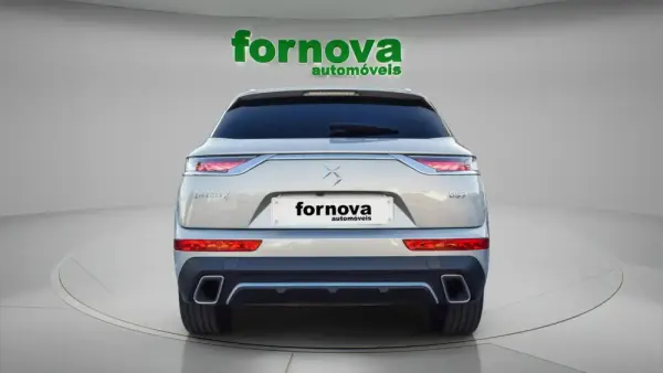 DS DS7 Crossback E-Tense 4x4 Opera 300cv 9