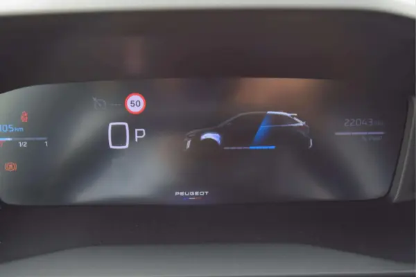 Peugeot 208 1.2 Hybrid Allure e-DCS6 14