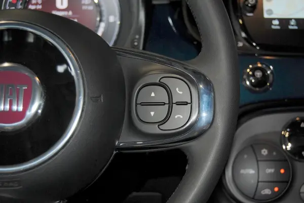Fiat 500C 1.0 Hybrid Pack Style Plus 22