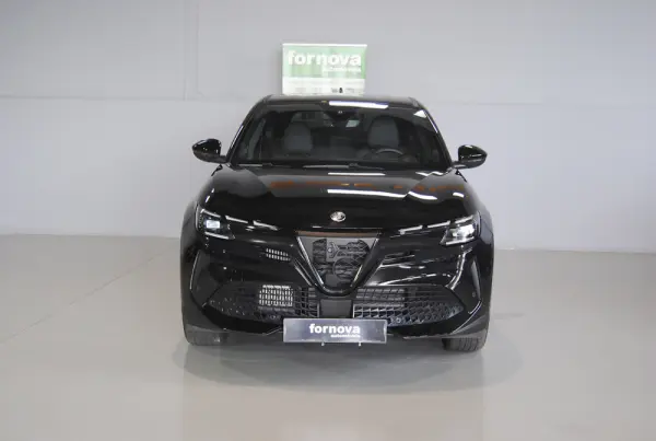 Alfa Romeo Junior 1.2 Speciale eDCT6 3
