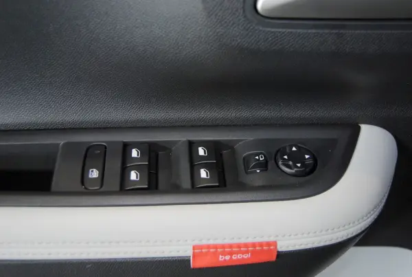 Citroen e-C3 44 kWh Autonomia Conforto Max 24