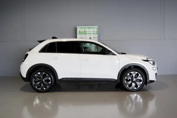 Fiat 600 1.2 Hybrid La Prima 5