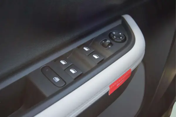 Citroen e-C3 44 kWh Autonomia Conforto Max 14