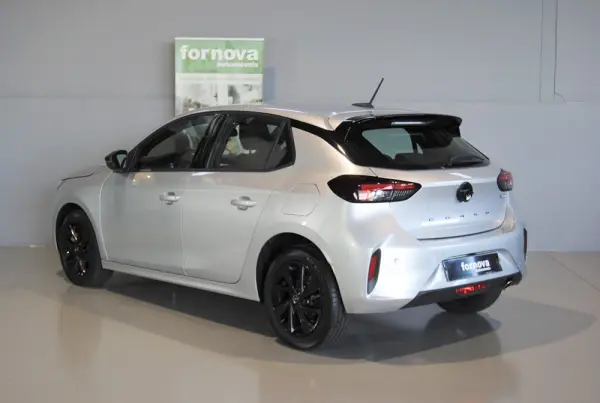 Opel Corsa 1.2 HYBRID GS eDCT 8