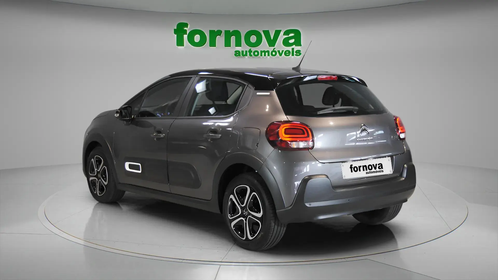 Citroen C3 1.2 PureTech Max 8