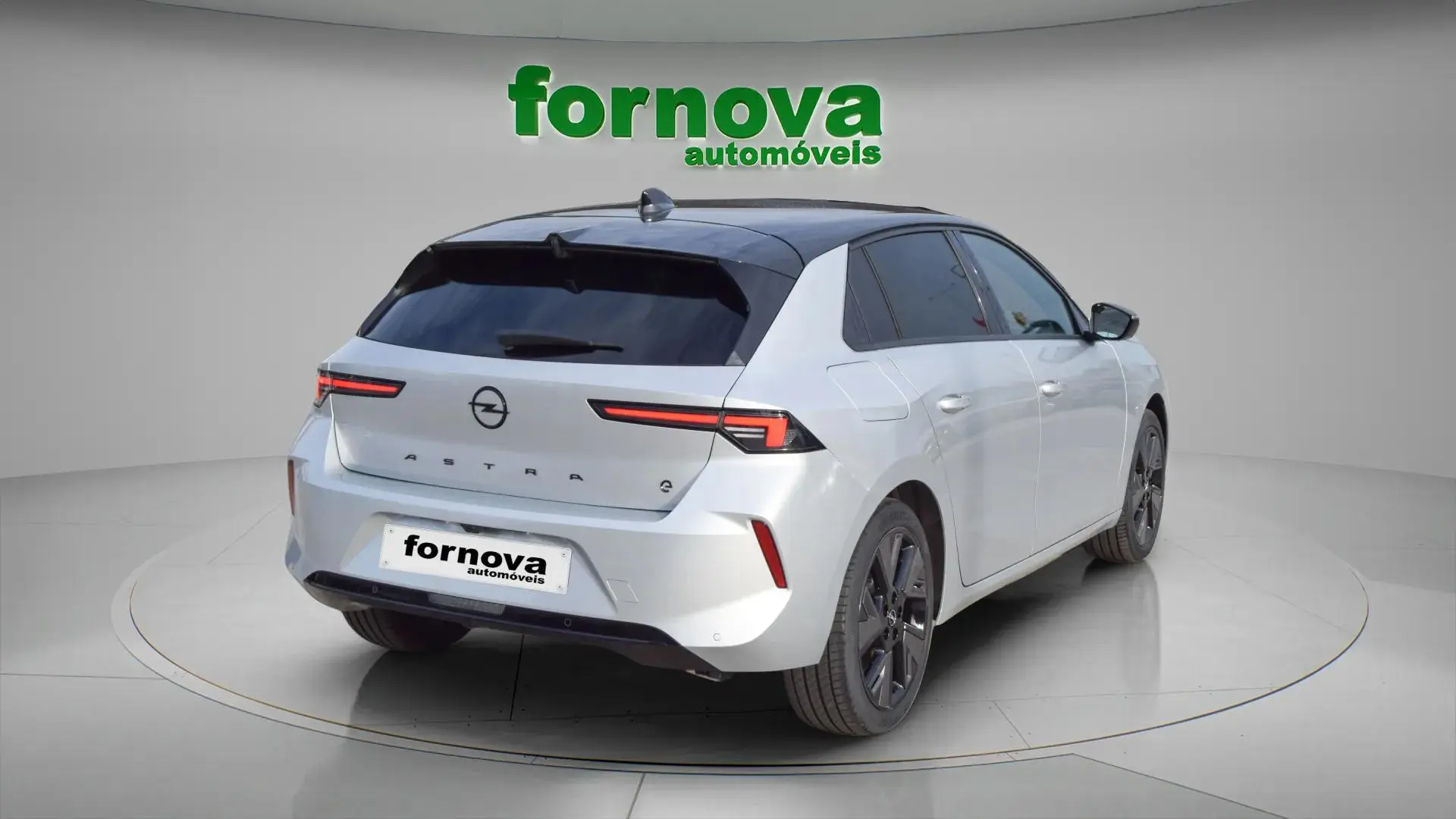 Opel Astra 54 kWh GS 7