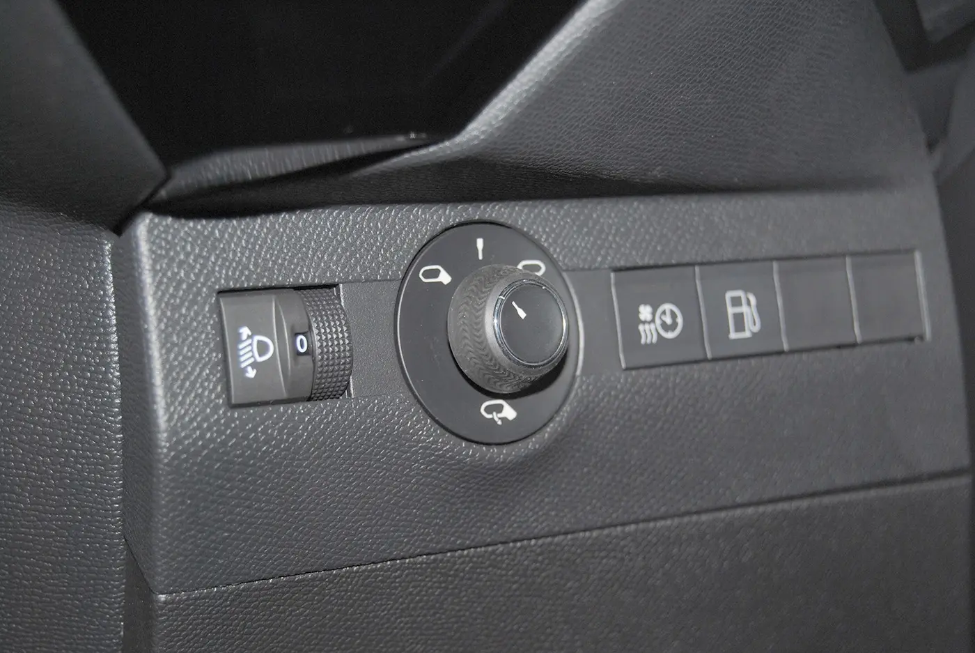 DS DS7 E-Tense Performance Line 33