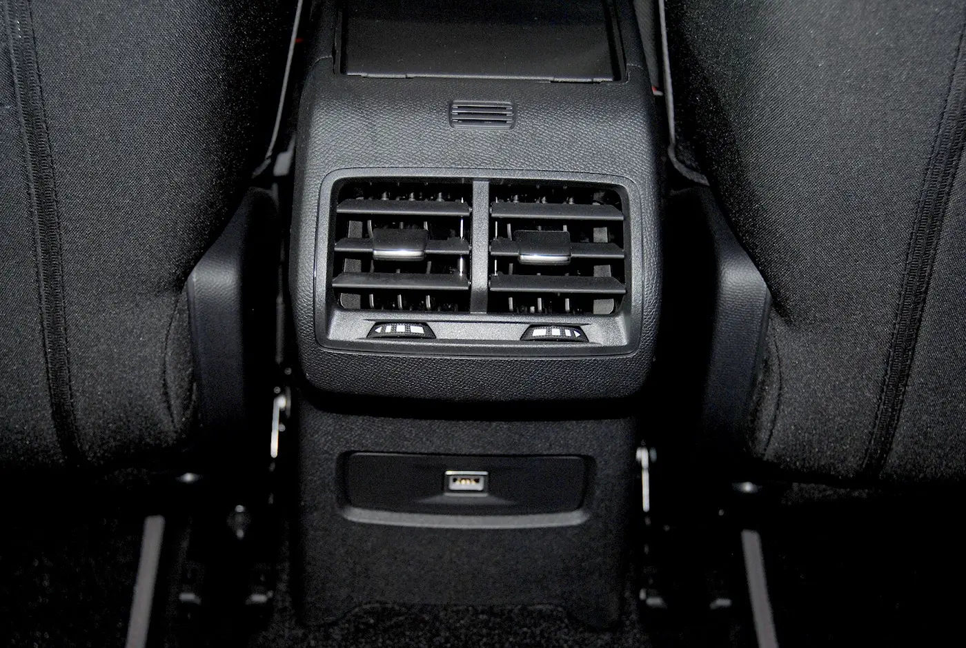 Citroen C4 1.2 Hybrid Collection e-DSC6 35